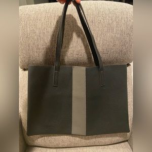 Black Vince Camuto pebbled vegan leather bag - perfect for laptop!